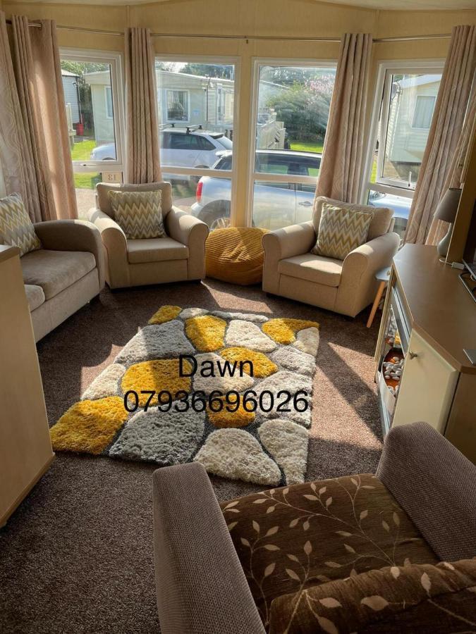 Remarkable 2-Bed Villa Caravan In Driffield Skipsea Exterior foto
